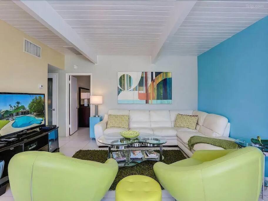 Serene 4 Bed 3 Bath Heated Pool Natural Backyard Heart Of Palm Springs Exterior photo